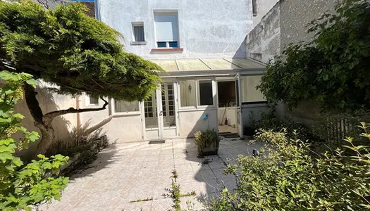 Maison 8 pièces 200 m² 