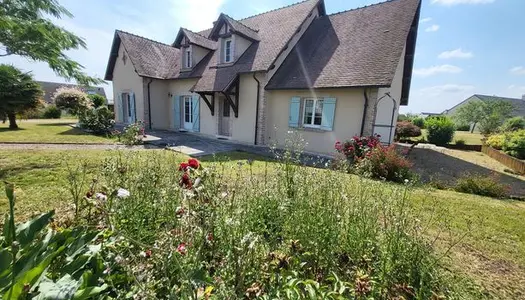 Maison 8 pièces 240 m² 