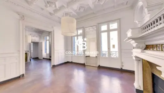 Appartement 4 pièces 174 m² 