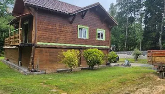 Maison chalet bois massif 138 m2 + t2 sur terrain 1500 m2 