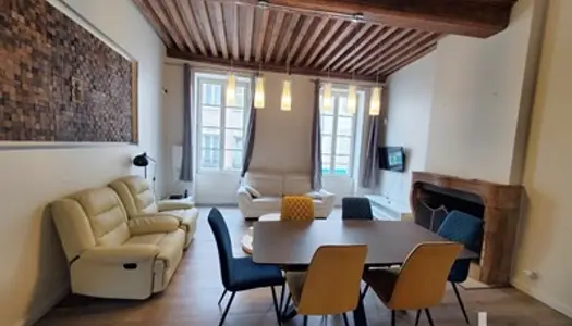 Triplex de charme de 8/9 pièces (192 m²) à Beaune 