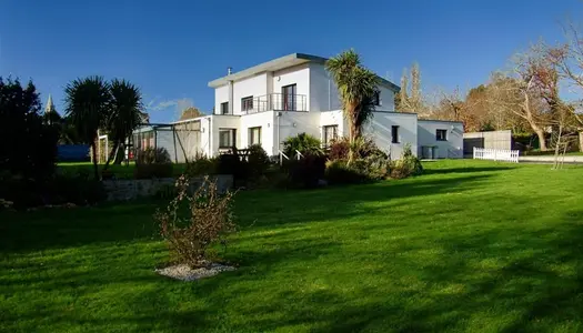 Dpt Finistère (29), à vendre TREMEOC maison P8 de 220 m² - Terrain de 2 119 m² 