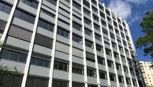 Bureaux cloisonnés à Villeurbanne - 165 m² non divisibles 