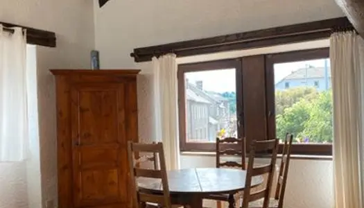 Appartement à louer à l'année en plein coeur du Chambon 