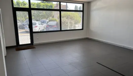 Local commercial 49 m² 