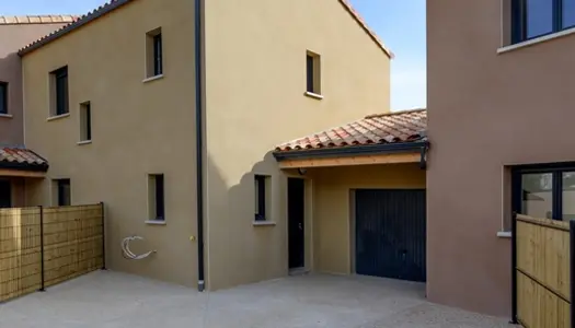 Limoux, position dominante, très belle vue sur les Pyrénées. Villa neuve de Type 4 de 94 m 