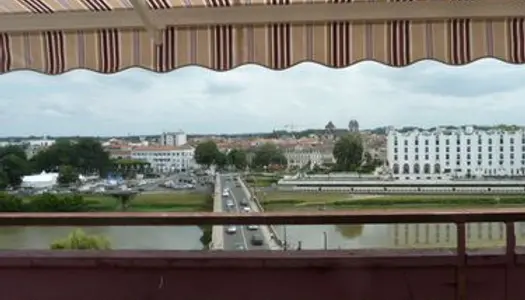 Dax centre T3 grande terrasse sud 22m² vue Adour