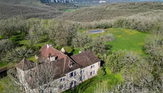 Secteur Martel, Magnifique Maison bourgeoise 8 chambres et piscine sur 1ha.