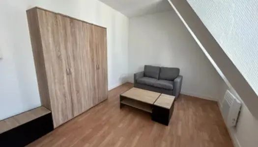 Studio 1 pièce 16 m² 