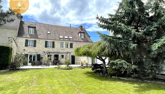 Maison 9 pièces 215 m² 