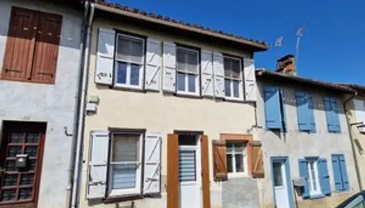 Maison de ville T6 de 156m2 à Saramon