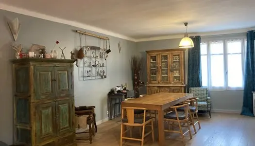 Maison 7 pièces 223 m²