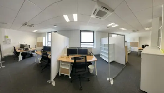 Bureau 130 m² 