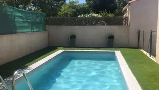 Villa plain pied avec piscine 