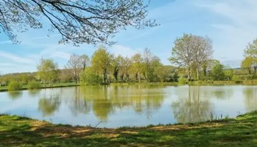 Plan d'eau terrain de loisirs 