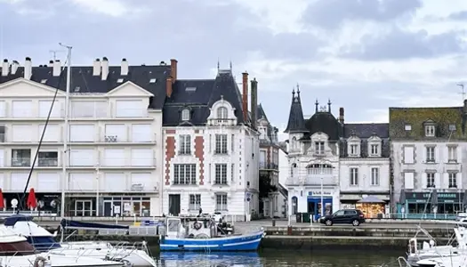 Superbe Hôtel particulier en face du port du Pouliguen, à vendre