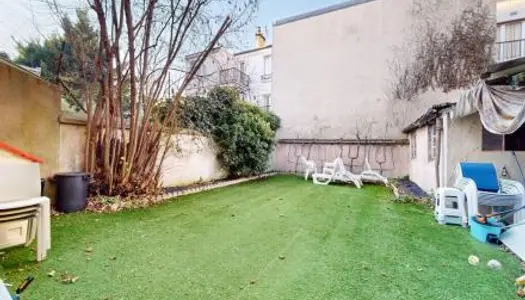 Maison 11 pièces 271 m² 