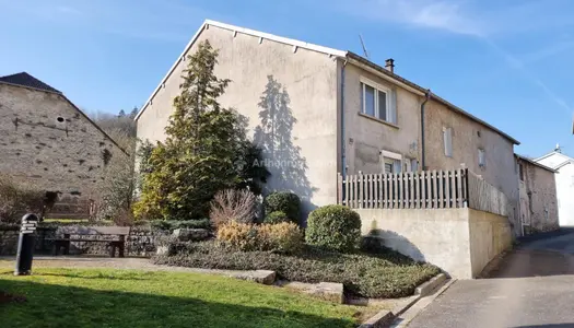 Vente Maison de village 303 m² à Illoud 99 500 €