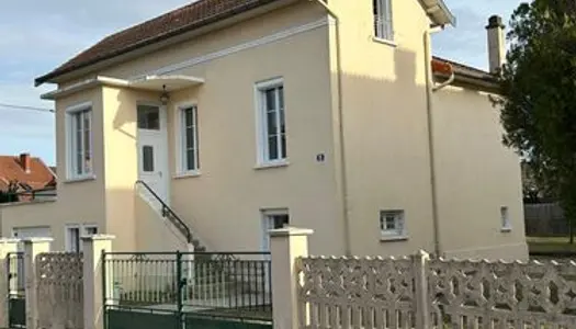 Maison 200 m2 entièrement rénovée à Chalon sur Saône 