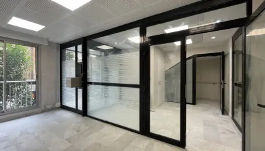 Bureaux 121 m² 