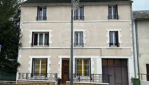 Maison 12 pièces 217 m²