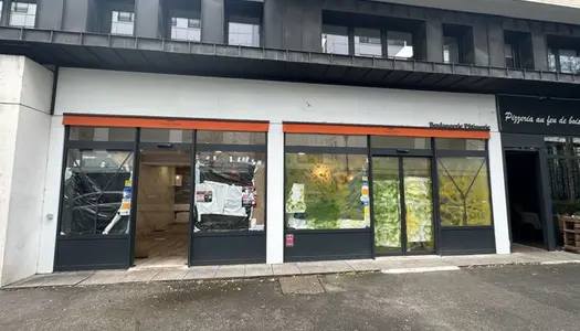 Local commercial 150 m²