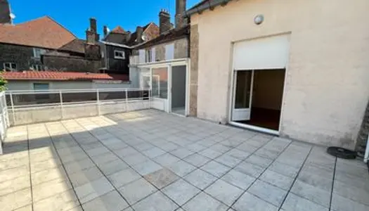 Appartement T7 avec terrasse et garage 