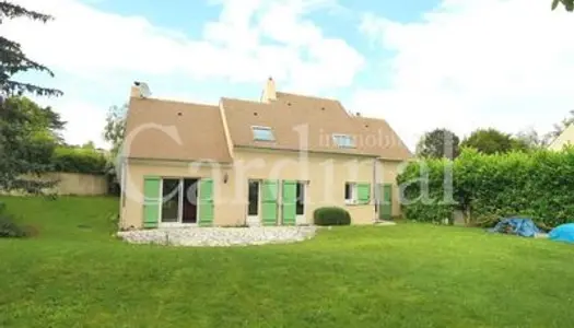 Vends maison - 145.72m² - 7 pièces, 6 chambres - Saint-Nom-la-Bretèche 78860 