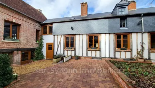 Maison 9 pièces 265 m²