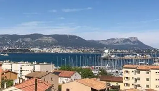 SAINT-MANDRIER-SUR-MER - Maison 5 pièces - Vue Mer 