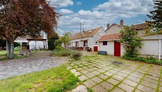 MAISON 3 PIÈCES AVEC JARDIN ET GARGE Double 215 000