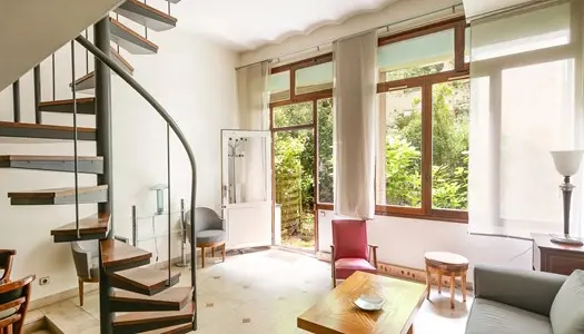 Paris 18e - ABBESSES - Appartement type loft à vendre - 106,68m² Carrez - 6 pièces - 3 chambres - 