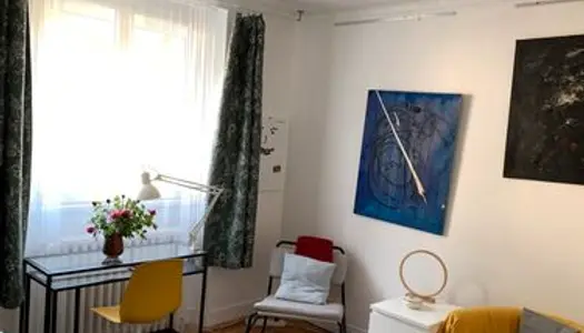 Chambre tout confort dans maison soignée 