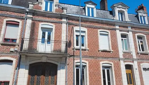 Maison 8 pièces 230 m² 