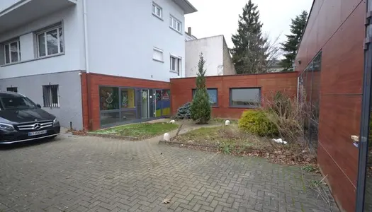 Local commercial 164 m² 