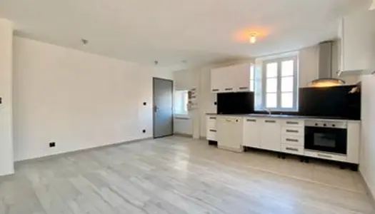 Appartement duplex avec garage 