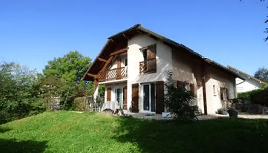 Maison - Villa Location Aix-les-Bains 5p 121m² 1347€
