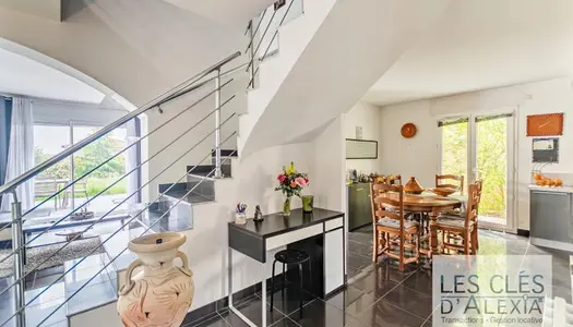 Maison 6 pièces 147 m² 