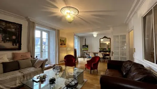 Appartement Vannes 4 pièces de 84.27 m2 au centre historique