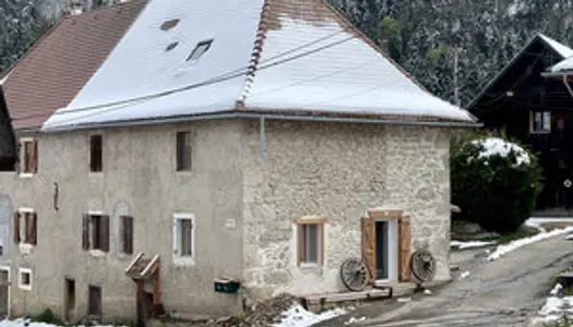 Maison entièrement rénovée - 80 m2 - Massif de la Chartreuse