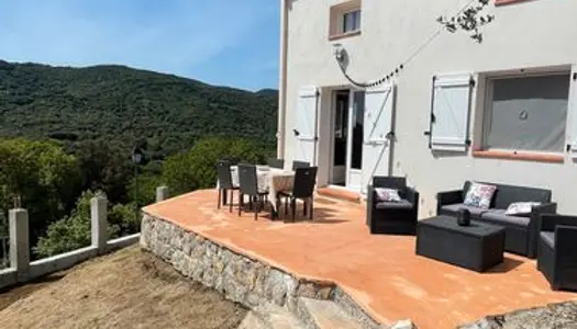 Maison dans petit village Corse à 40 mn d'Ajaccio 