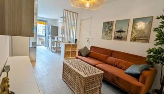 Nice Ouest - Quartier Arenas : chambre en colocation dans un appartement refait à neuf