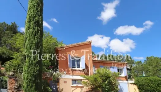 Roussillon, belle maison rénovée avec piscine 