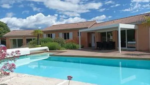 maison 120m² et dépendances avec piscine 