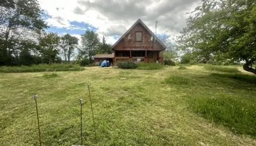 Chalet sur un parc boisé de près de 6Ha entre Saint-Emilion et B 