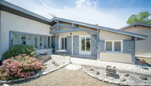 Maison 6 pièces 144 m² 