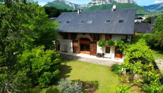 La Ravoire - Très bel appartement de 239m2 - Ancienne ferme 