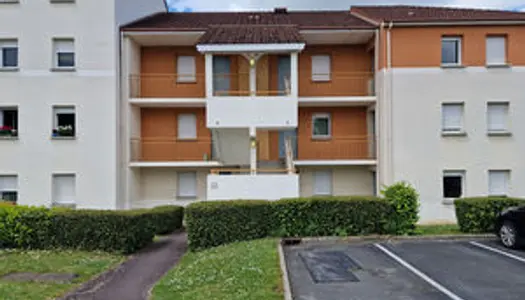 Appartement Petit Couronne 2 pièce(s) 44.54 m2 + 1 Place de stationnement 
