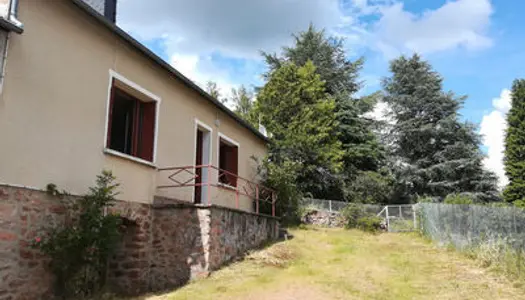 Maison de campagne à MOUX-EN-MORVAN 