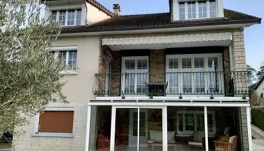 Maison 7 pièces 165 m²